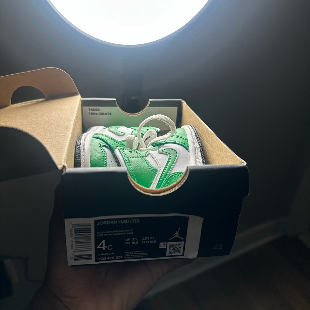 Jordan 1 Mid (TD) size 4c